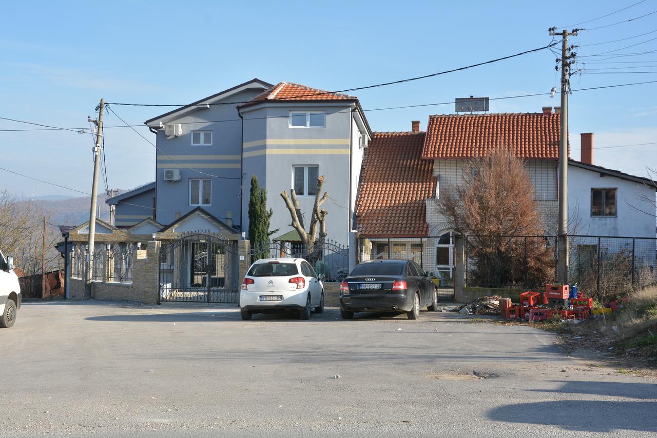 Bed and Breakfast Prenociste Bojan 017 à Vranje Extérieur photo